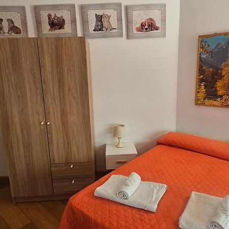 Zeus Rooms Superior Florens Exteriör bild